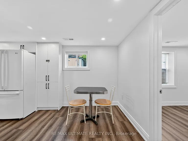 818 Krosno Blvd #BASEMENT — Photo 9