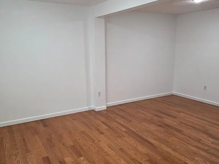 52 Chins Ct — Photo 27