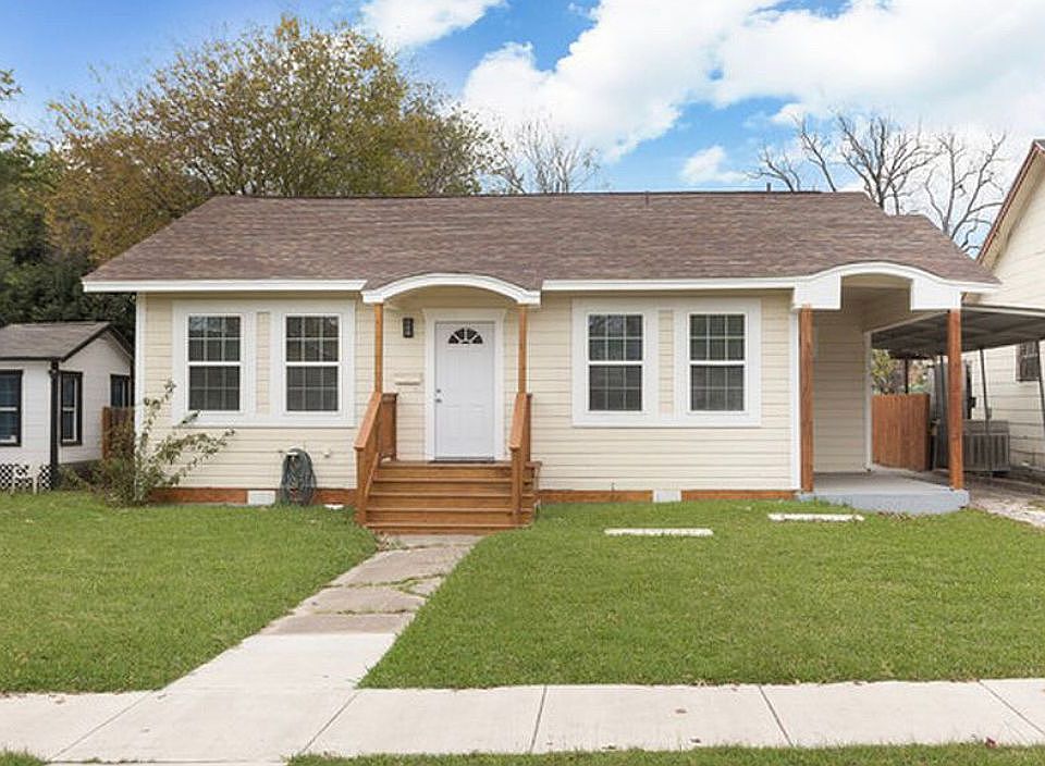 1st image of 443 Haggin St