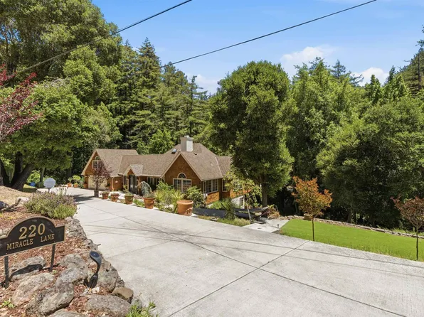 220 Miracle Ln, Santa Cruz, CA 95060