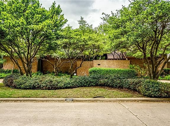 2nd image of 4807 Bellerive Dr