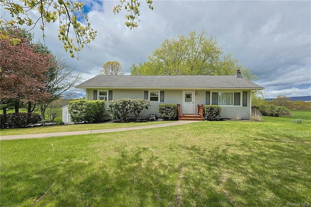 588 State Route 302, Pine Bush, NY 12566 Zillow