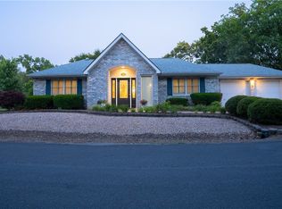 5 Glenbar Pl, Bella Vista, AR 72715