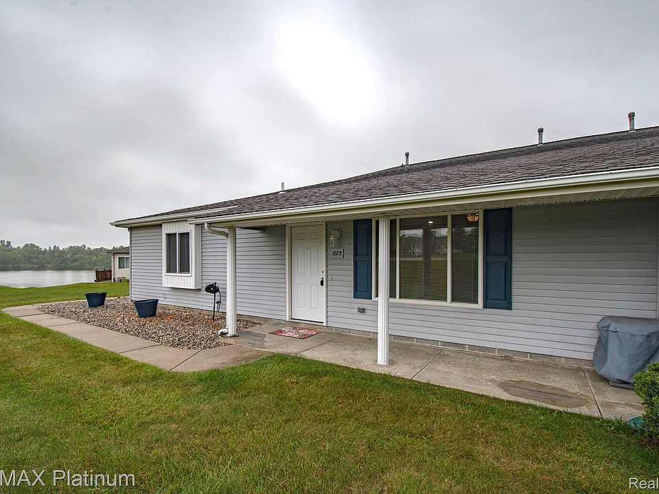 1st image of 1073 Lake Park Cir #A