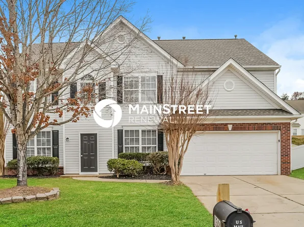 1344 Pondhaven Dr, High Point, NC 27265