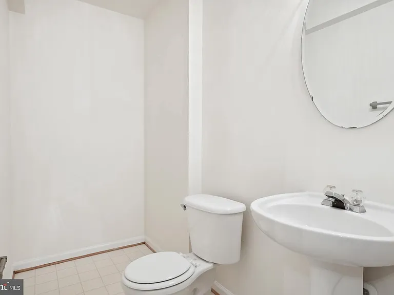 7057 Sauvage Ln — Photo 4