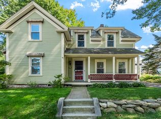 22 Linden St, Fitchburg, MA 01420
