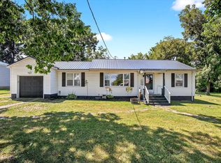 727 Bryan St, Houston, MO 65483