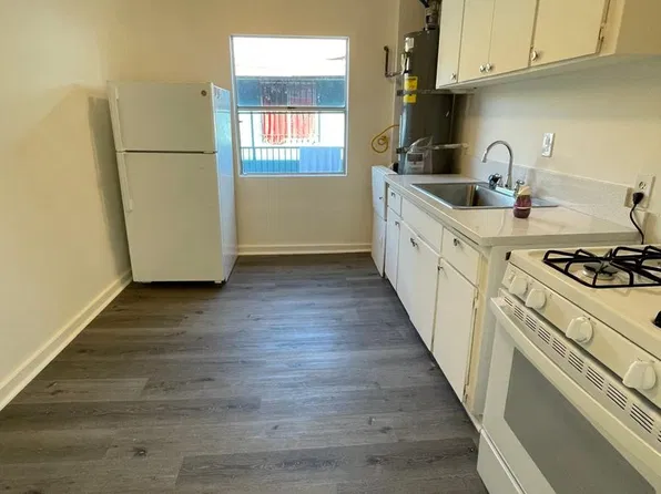 825-829 & 833 E 108th St, Los Angeles, CA 90059