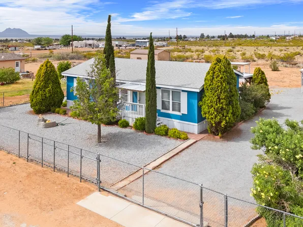 9825 Playground Ct, Las Cruces, NM 88012