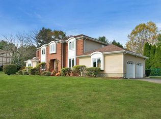 10 Laird Rd, Middletown, NJ 07748