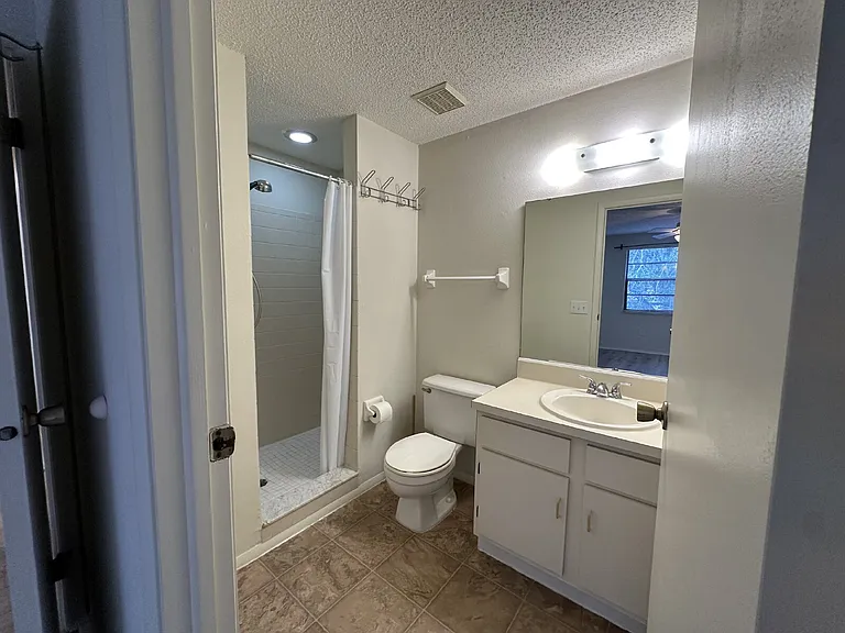 4022 Beaver Ln #1000H — Photo 16