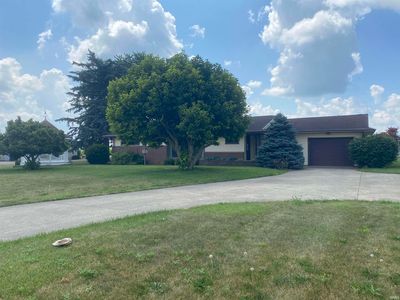 1392 E Washington St, Winchester, IN, 47394