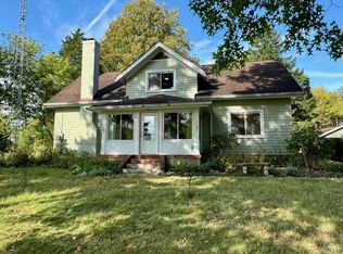 4905 Race Rd, Cincinnati, OH 45211