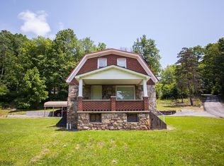 720 Oak St, Tyrone, PA 16686