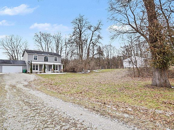 3rd image of 21654 W Ireland Rd