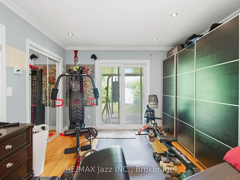 1235 Somerville St #UPPER FLOOR — Photo 18