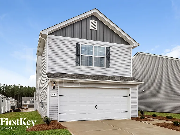 3040 Crescent Lake Ln — Photo 2