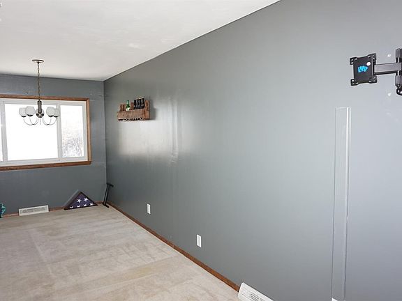 4th image of 2818 Mulberry Dr
