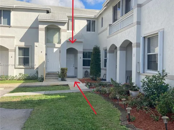 870 NE 212th Ter APT 3, Miami, FL 33179