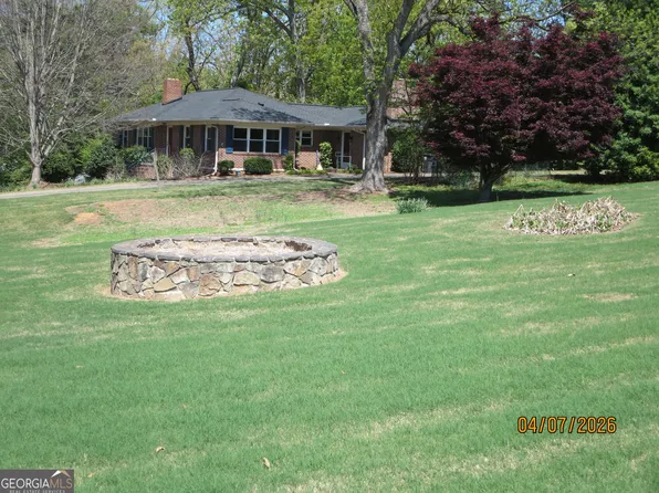 1356 Enota Ave NE, Gainesville, GA 30501