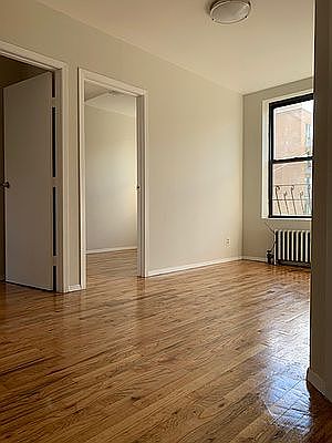 2nd image of 208 Thompson St #15