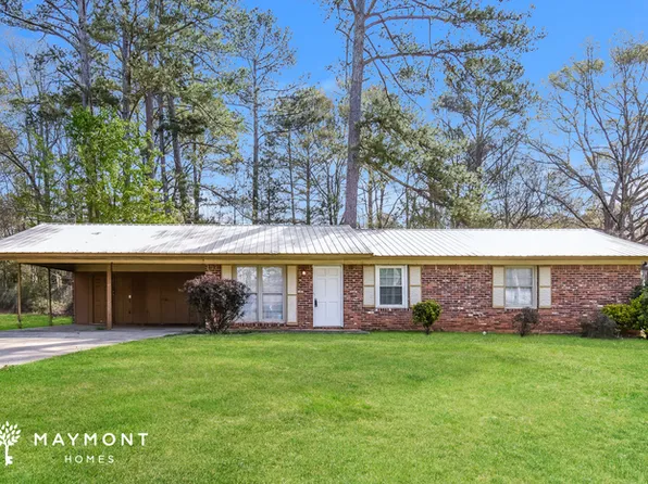 25 Hickory Cir, Carrollton, GA 30116