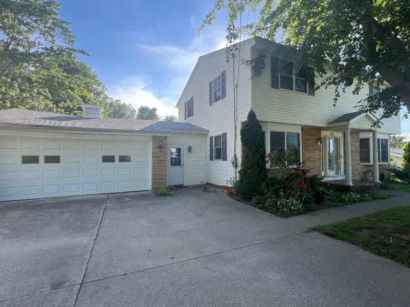 4236 Genesee Ave, Erie, PA 16510