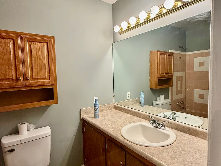 3 Monica Blvd — Photo 5
