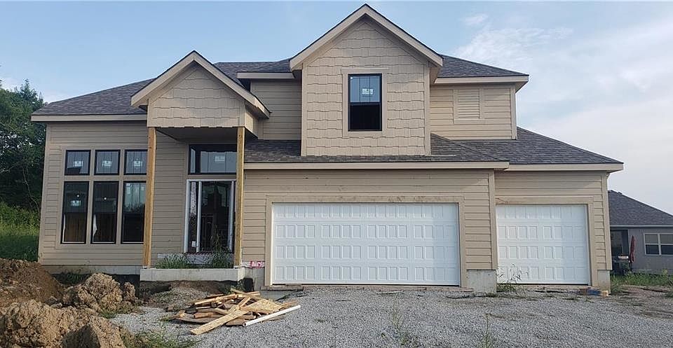 1st image of 209 NE Hoot Owl St