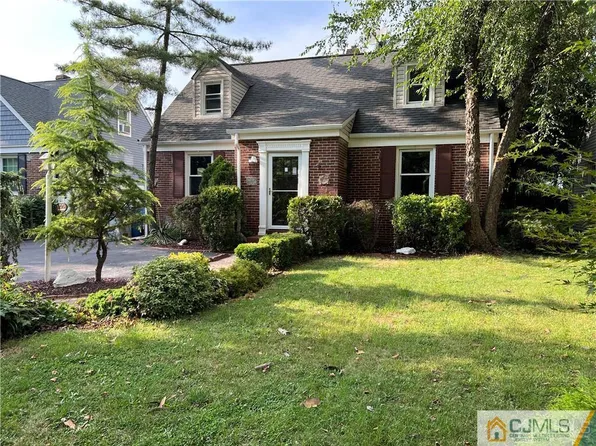 122 Amboy Ave, Metuchen, NJ 08840