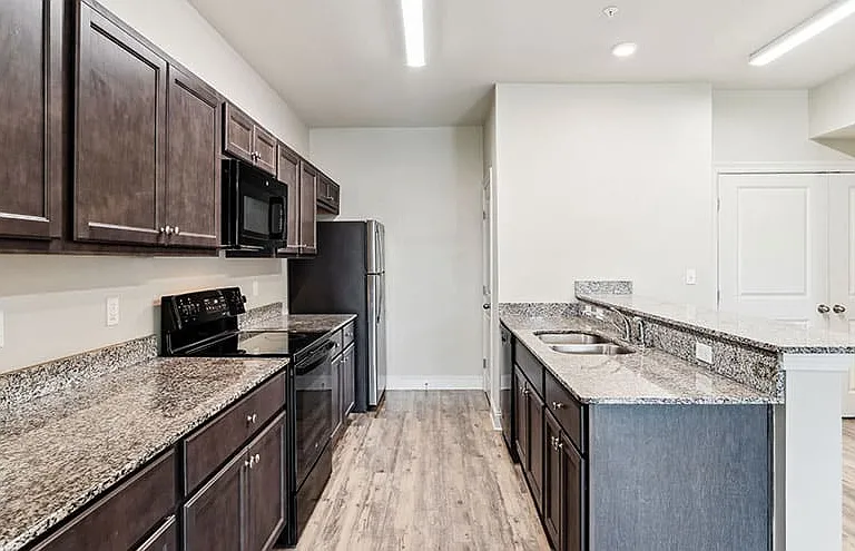 Magnolia Landing Apartments — Photo 26
