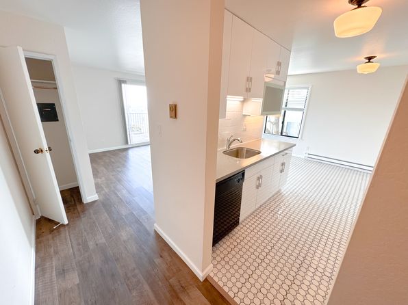 150A Gardenside Dr #202