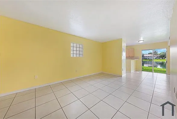 2931 SE 12th Rd — Photo 9