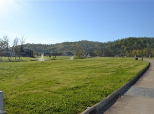 Imperial Dr, Mineral Wells, WV 26150