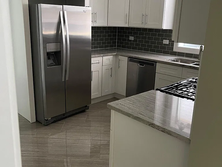 7831 S Loomis Blvd #2 — Photo 13