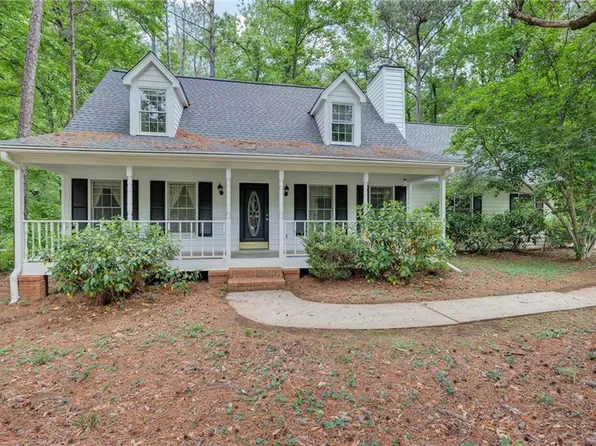 368 Bridgewood Dr SE, Conyers, GA 30094