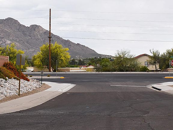 4th image of 741 W Placita Vega Vis