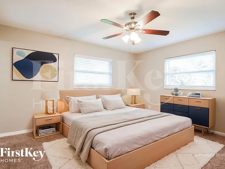 504 Saint Dunstan Way — Photo 13