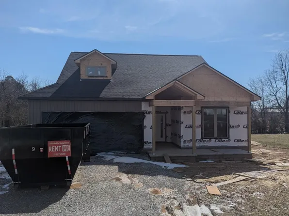 100 Elwood Gordon Dr, Benton, KY 42025