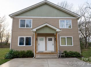107 Carpenter St, Lincolnton, NC 28092