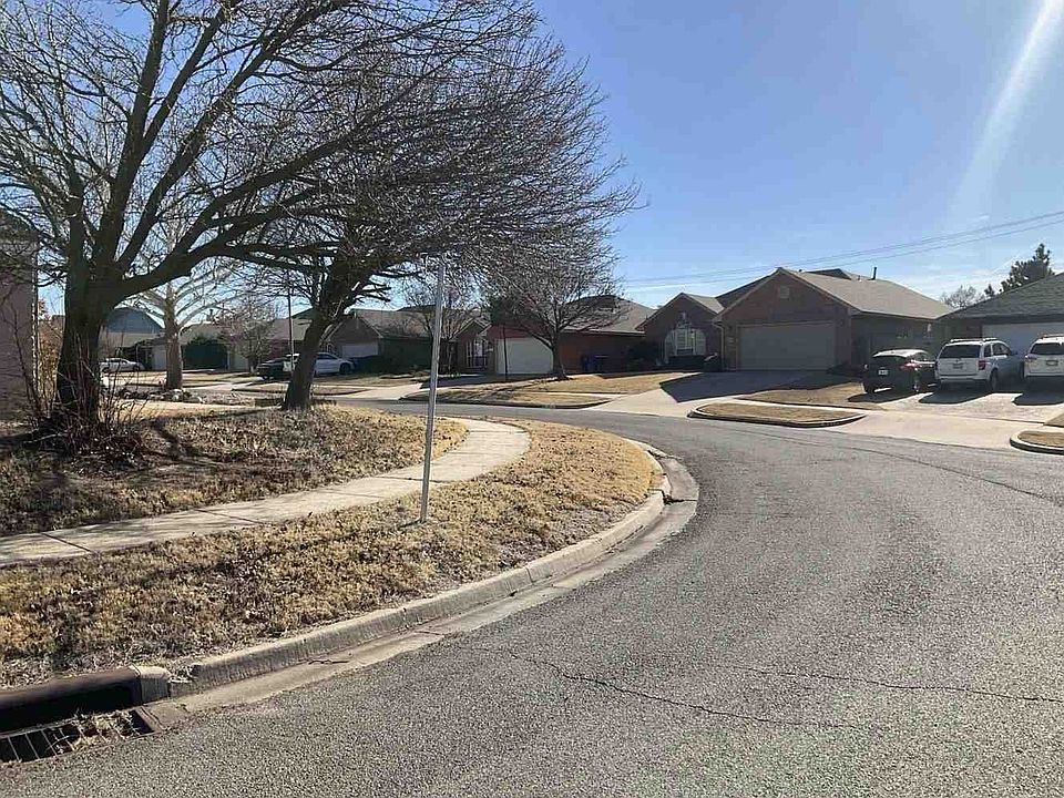 2nd image of 3257 Dove Crossing Dr #D