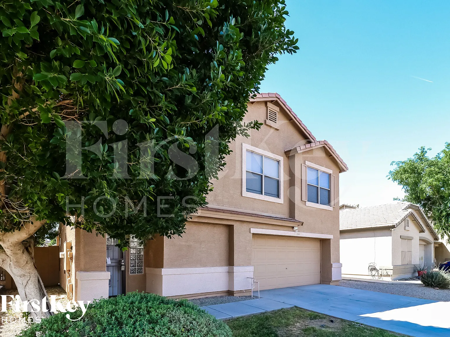 3 bed, 2.5 bath, 1611 sqft, $1,805 — Photo 2