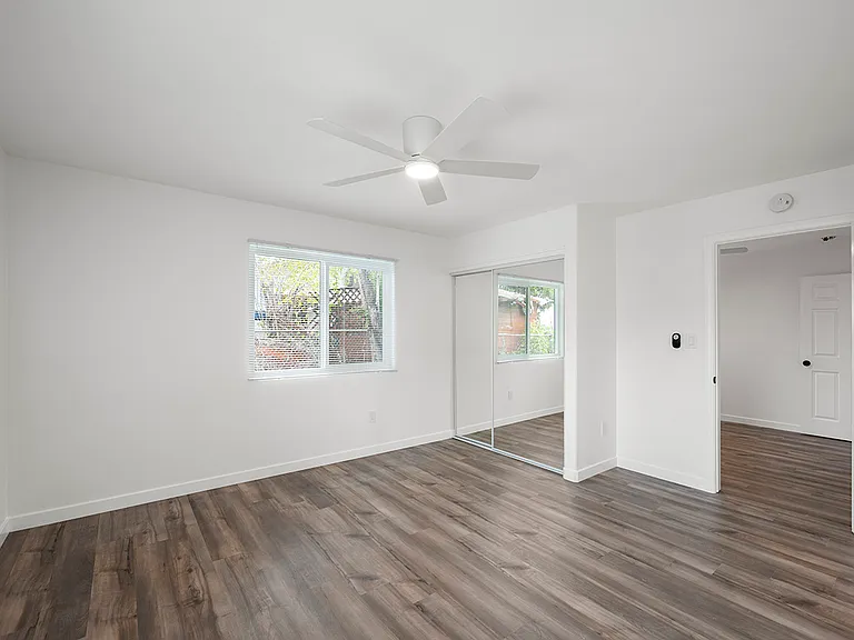 6378 Streamview Dr — Photo 12