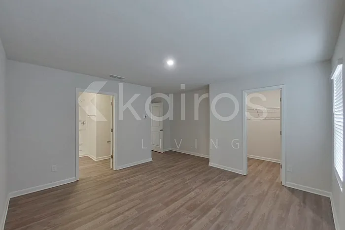 528 Ivy Brook Way — Photo 10