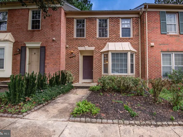 10490 Malone Ct, Fairfax, VA 22032