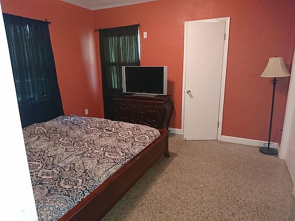 4th image of 2530 Renatta Dr