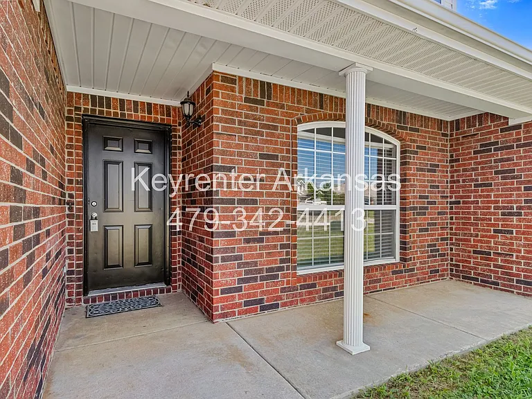 3805 SW Carriageway Ave — Photo 4