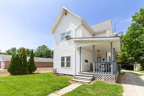 906 W. Main St Photo 1