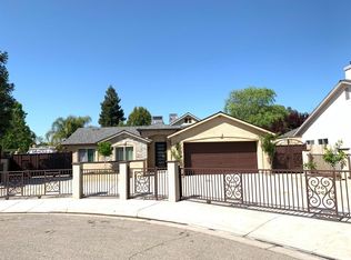 6371 N Milburn Ave, Fresno, CA